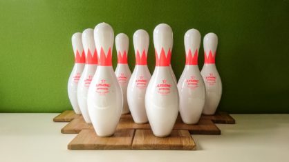 Aus Bowling-Pins werden Pokale