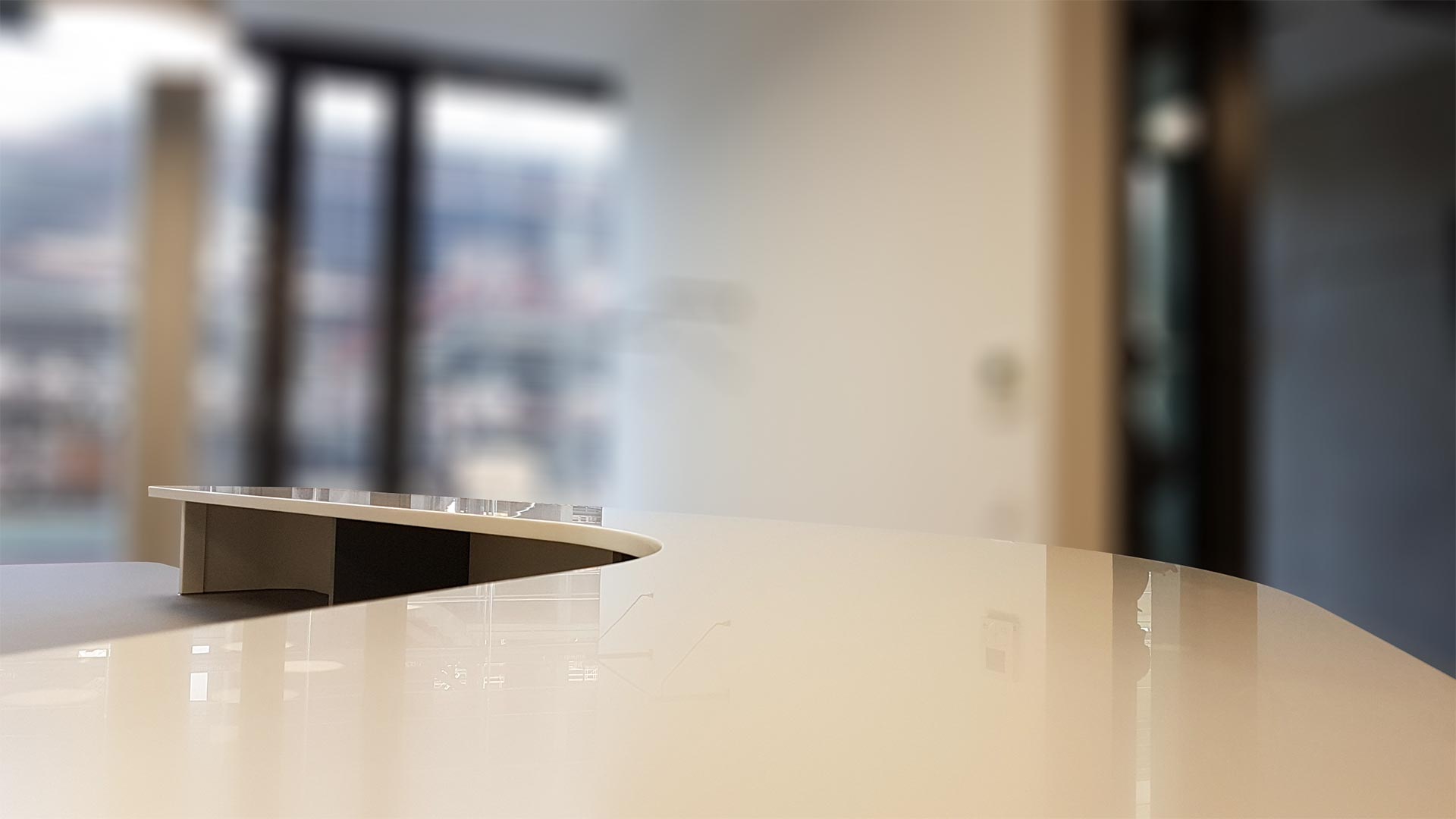 Der Mineralwerkstoff Corian lässt sich fugenlos verarbeiten.