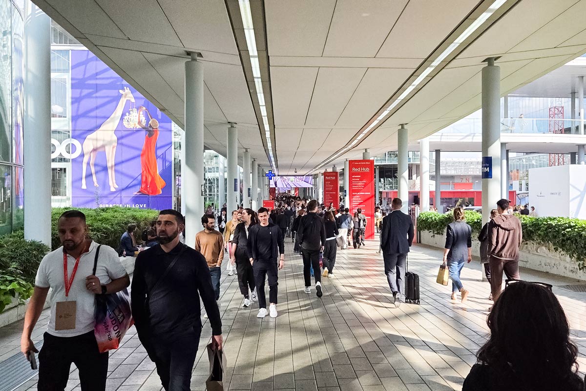 Hochbetrieb auf der Salone del Mobile Milano
